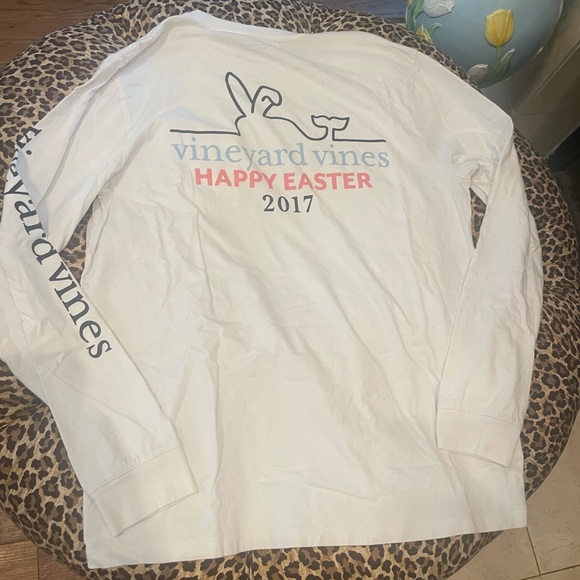 Medium Vineyard Vines Easter L/S shirt - Picture 2 of 5